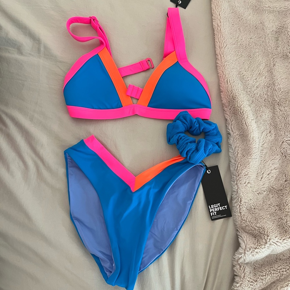 NWT oneone swim bikini